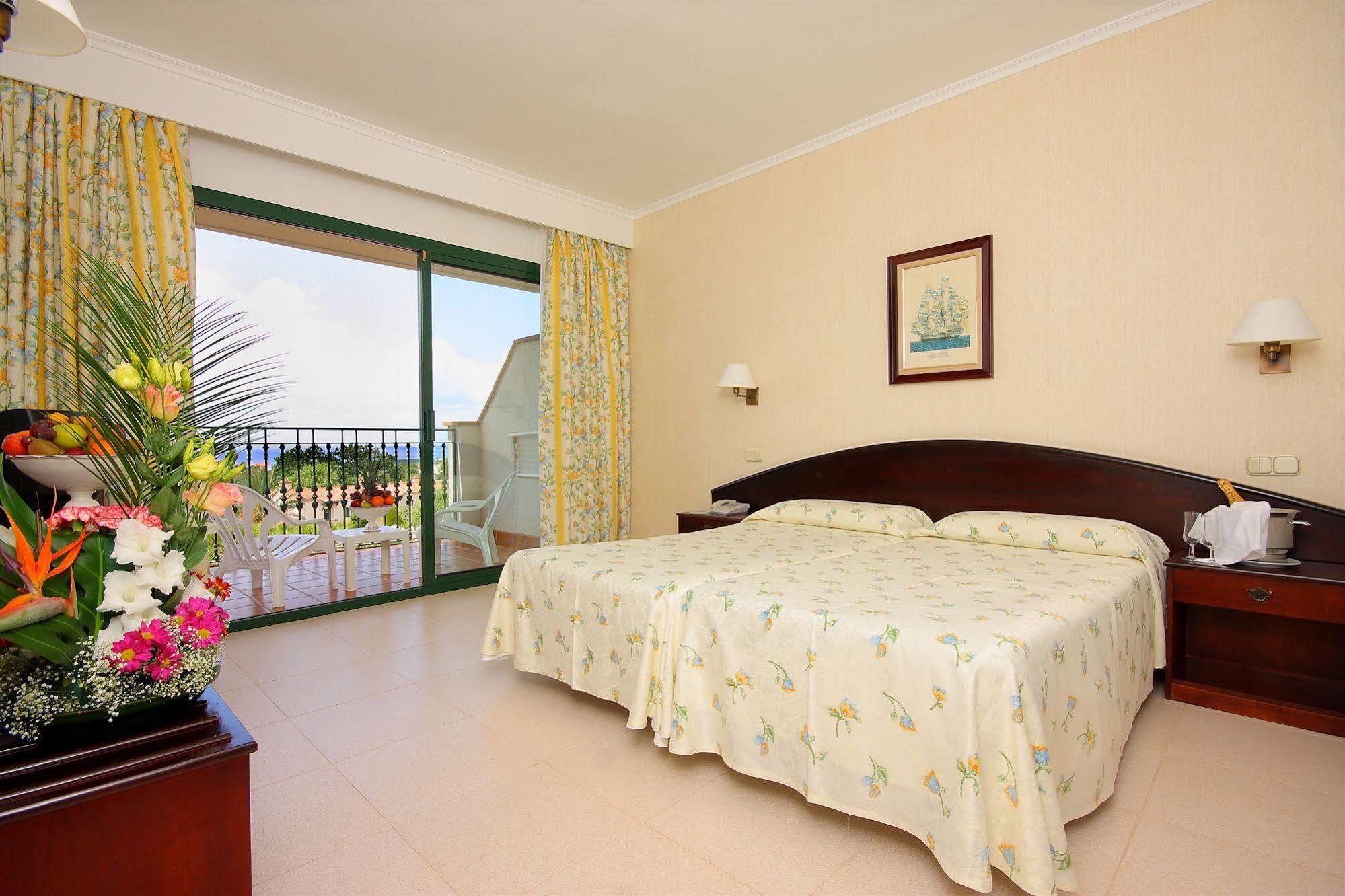 Son Bou Apartments Dış mekan fotoğraf